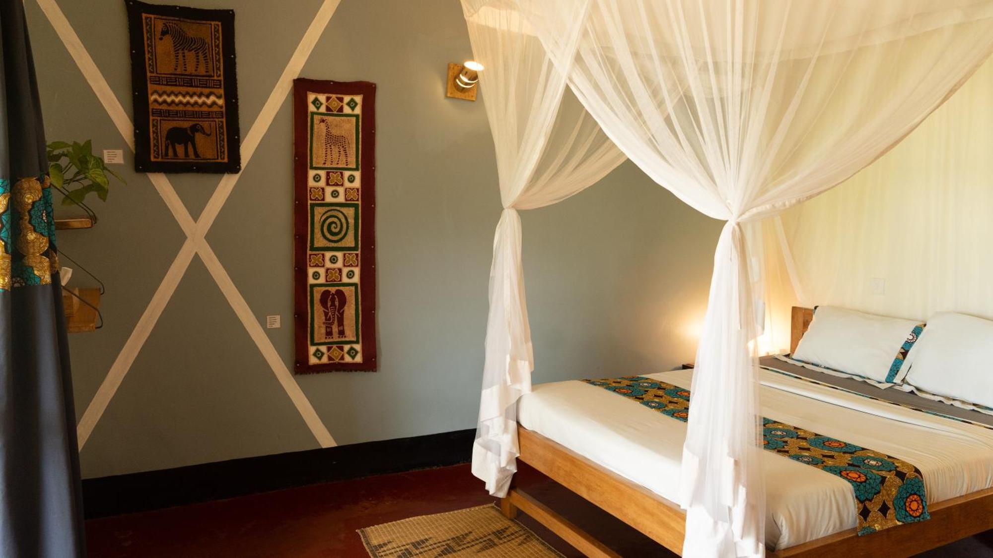 Viavia Entebbe Hotel Ngoại thất bức ảnh