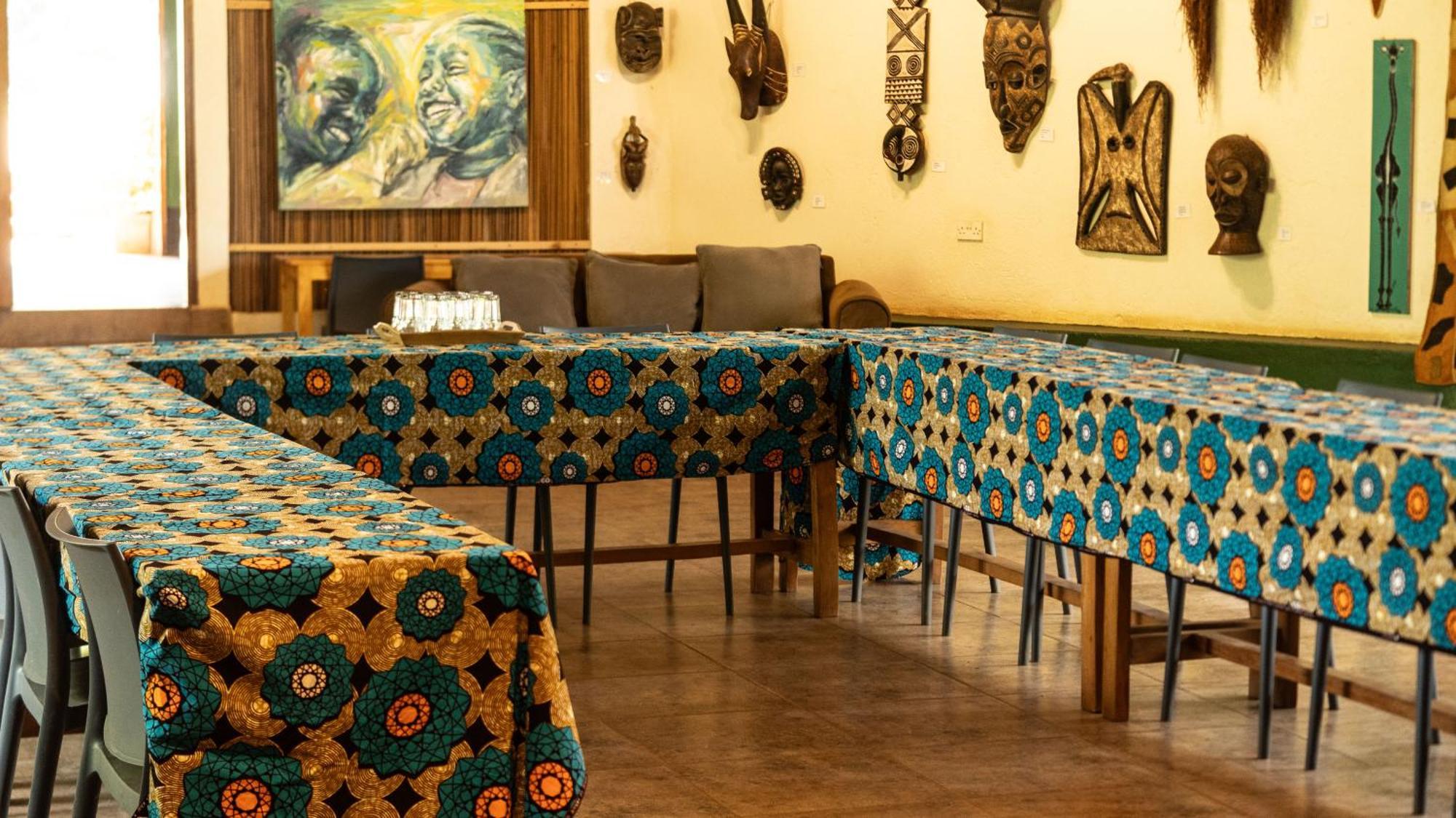 Viavia Entebbe Hotel Ngoại thất bức ảnh