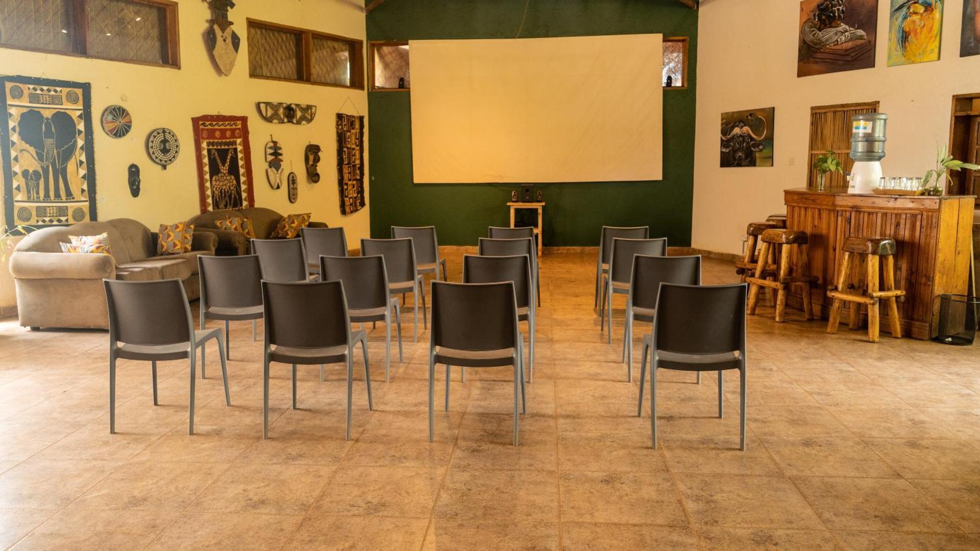 Viavia Entebbe Hotel Ngoại thất bức ảnh