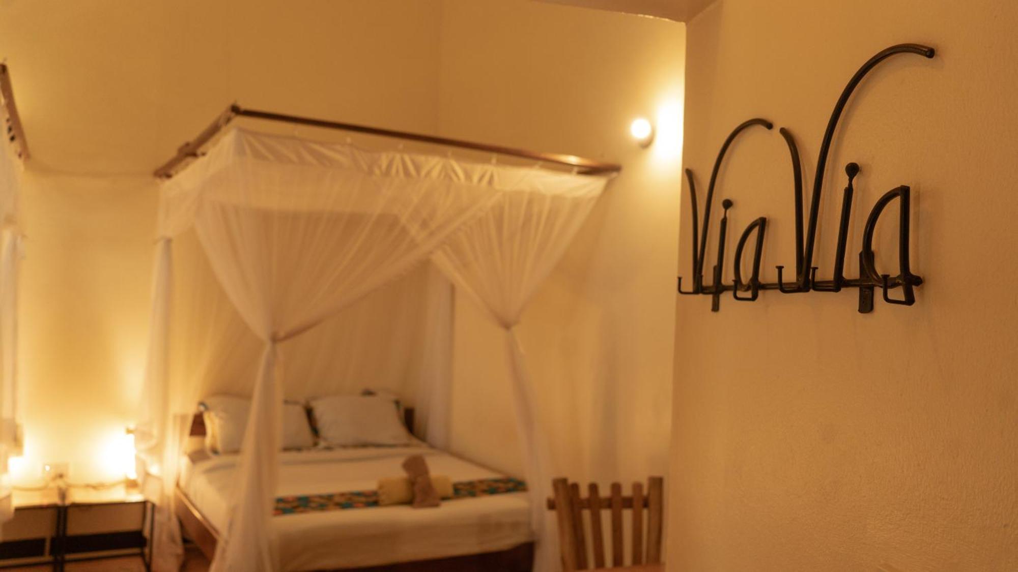 Viavia Entebbe Hotel Ngoại thất bức ảnh
