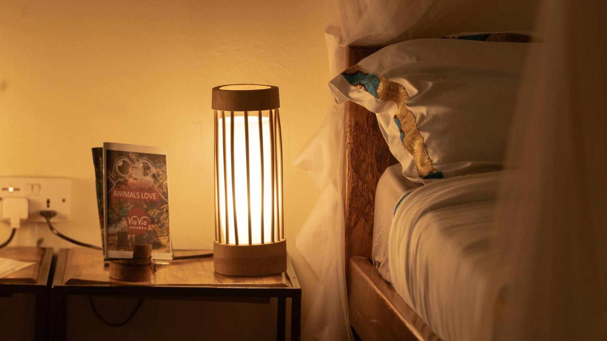 Viavia Entebbe Hotel Ngoại thất bức ảnh