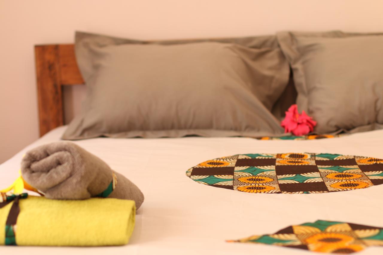 Viavia Entebbe Hotel Ngoại thất bức ảnh